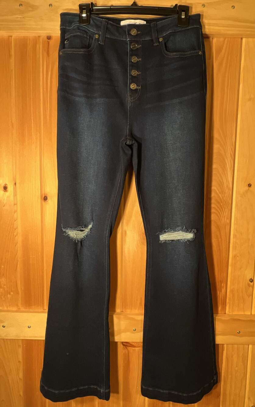 KanCan™ Petite Flare High Rise Ripped Jean